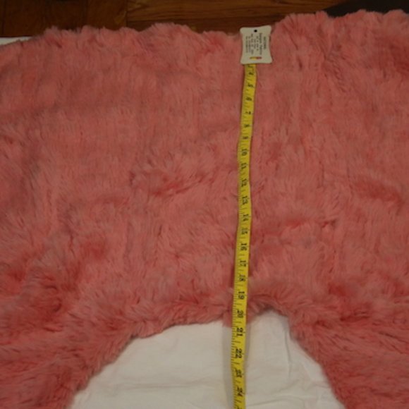 Knitted Rabbit Front-Tie Wrap in Pink. Hand-Knitted O/S - Picture 3 of 7